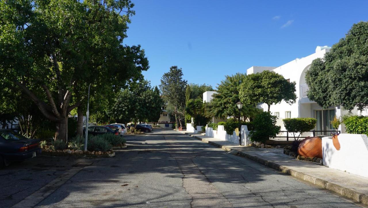 Paphos Gardens, Near Beach Luaran gambar